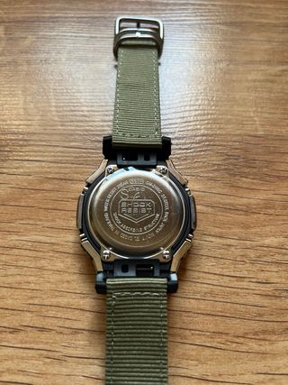 RELOJ CASIO DORADO Y VERDE