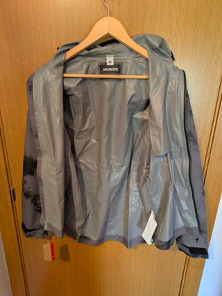 NUEVA Chaqueta SPECIALIZED ALTERED TRAIL RAIN TM.
