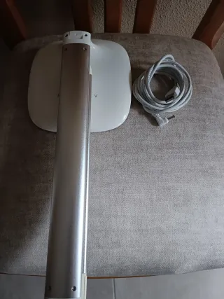 Lámpara Escritorio LED Plata y Blanca