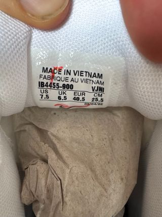 Nike P-6000 Triple White – Talla 40.5 EU