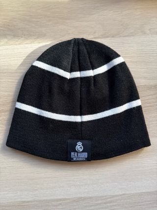 Gorro Real Madrid RMCF Negro y Blanco