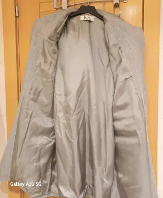 OFERTA:Chaquetón pura lana gris T/M marca K.S.