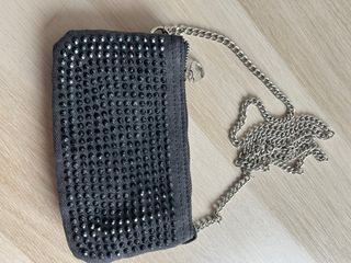 Bolso fiesta Stradivarius negro tachuelas (nuevo)