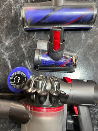 Aspirapolvere Dyson V8