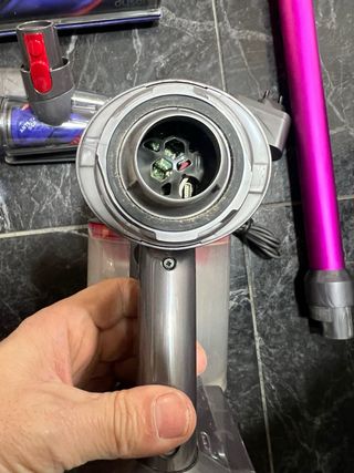 Aspirapolvere Dyson V8