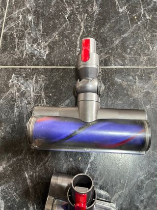 Aspirapolvere Dyson V8