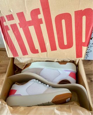 Zapatillas Fitflop Blancas y Rosas