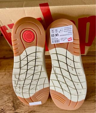 Zapatillas Fitflop Blancas y Rosas