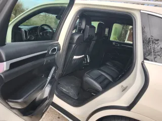 Porsche Cayenne 2012