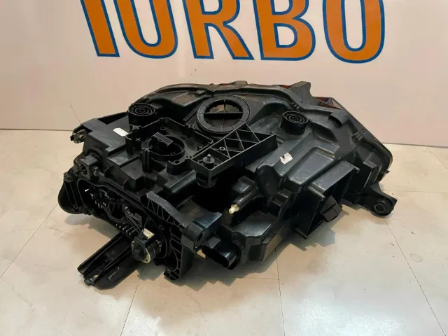 Faro LED VW Passat B8