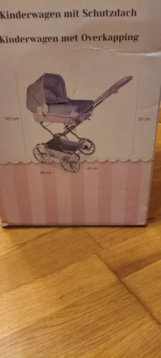 Carro de muñecas clásico rosa y gris