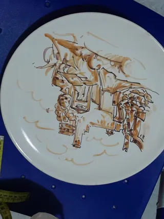 Piatto da parete decorativo in ceramica