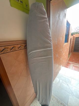 Tabla de surf 6 pies con su funda para protegerlo!