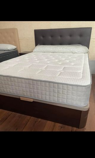 Canapé de madera individual