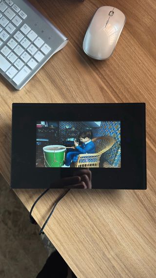 Marco de fotos digital negro