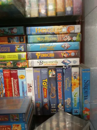 Lote VHS disney.