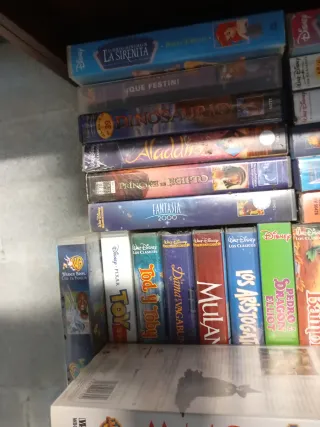 Lote VHS disney.