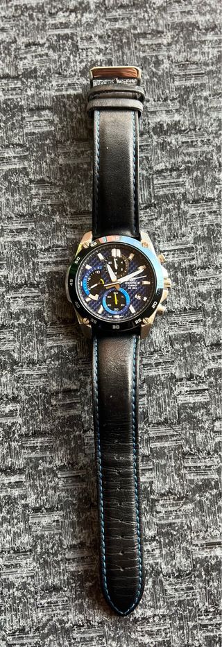 Reloj Casio Piel Negro y Azul