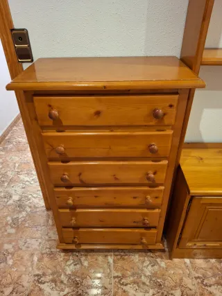 Cómoda de madera con 6 cajones
