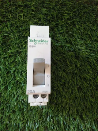 Interruptor Schneider Electric ISSW 20A