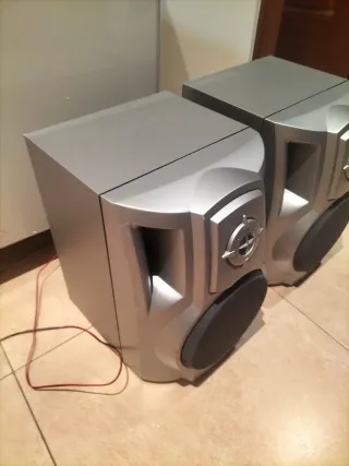 Altavoces Aiwa