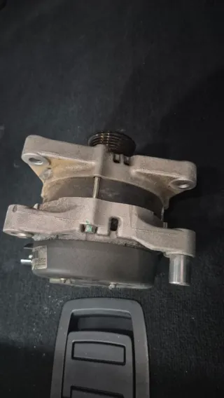 Alternador Ford RM3M5T 10300 PD 1 692 417