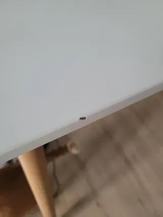 Mesa de comedor moderna