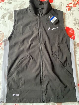 Chaleco Nike Tech Pack Hombre