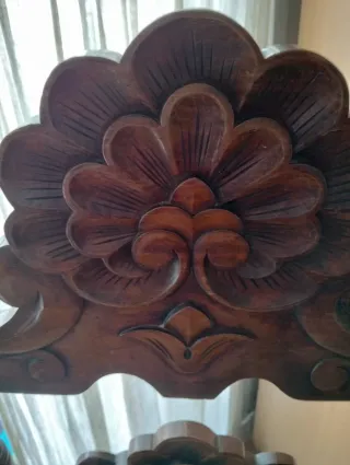 Silla vintage madera con asiento de mimbre