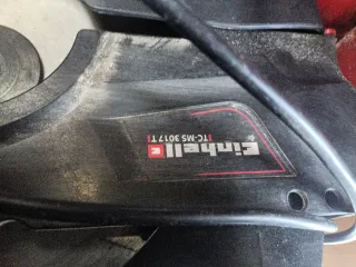 Ingletadora y mesa de corte Einhell