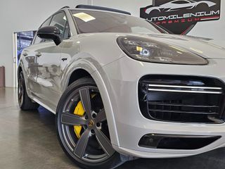 Porsche Cayenne Turbo S E-Hybrid