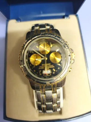 Reloj Casio Dorado y Negro