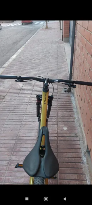 Bicicleta MTB Berria Bravo 7.1 Dorada