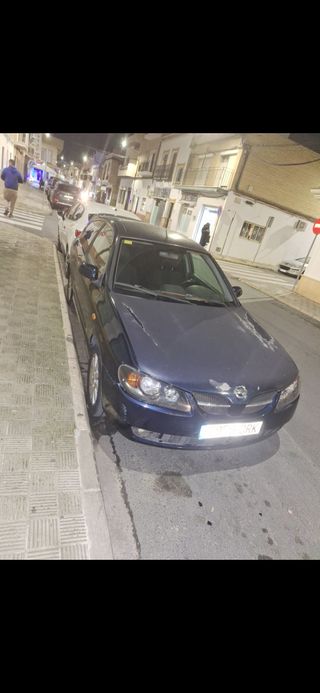 Nissan Almera 2005