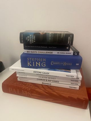 Lote de excentes libros de lectura y decoracion