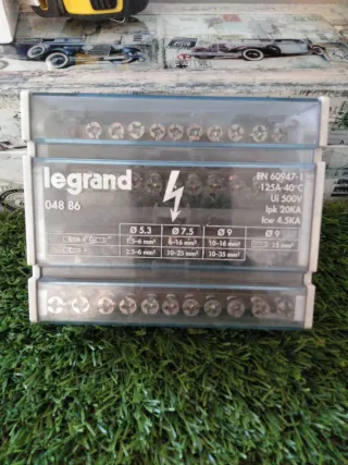 Legrand 048 86 Repartidor Fase