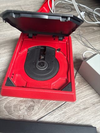 Nintendo Wii Rossa con Mando e giochi