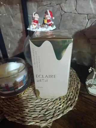 Perfume Eclaire Beige y Dorado