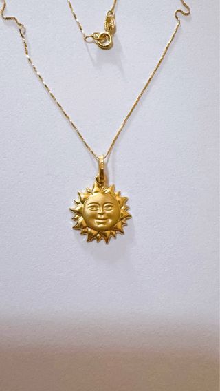 Collana con pendente sole in oro giallo 18kt 750
