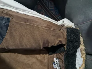 Abrigo Columbia Beige y Marrón Mujer