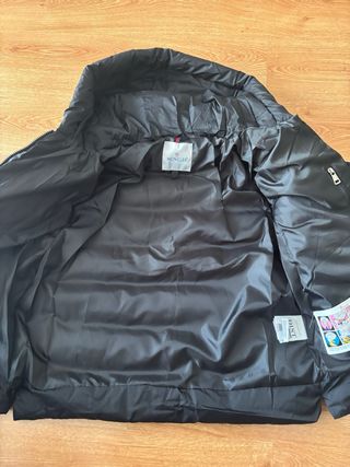 Chaqueta Moncler Negra con Capucha