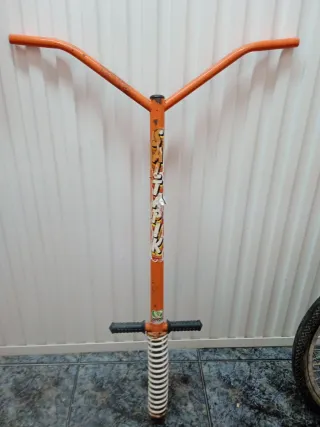 Pogo Stick Naranja