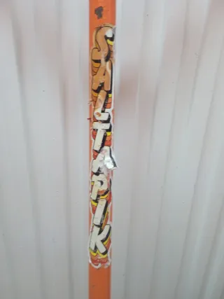 Pogo Stick Naranja