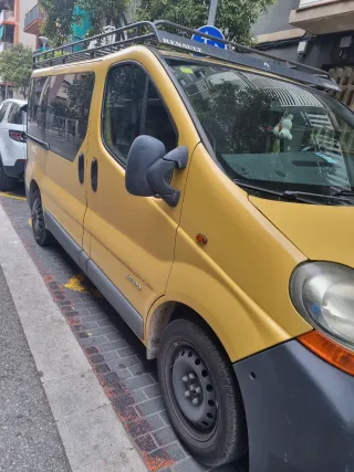 renuelt  trafic 2005