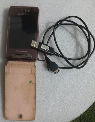 Lote di telefoni cellulari da riparare o per pezzi