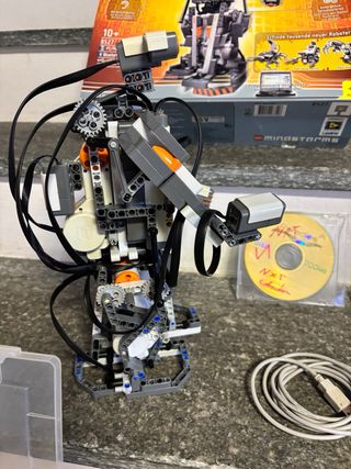 LEGO Mindstorms NXT 8527