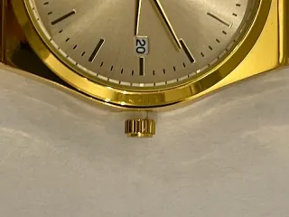 Reloj Casio Dorado