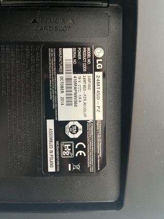 Televisor LG 24 pulgadas Negro con Mando y Soporte