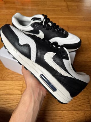 Nike Air Max 1 Panda (Black & White) – Talla 44.5