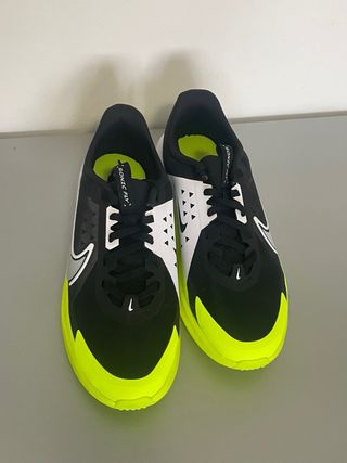 Scarpe Nike Sonic Fly 38.5